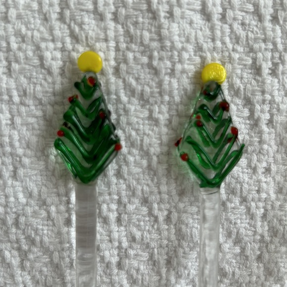 Set of 5 glass swizzle sticks- 4 Christmas tree and 1 plain - Picture 3 of 4